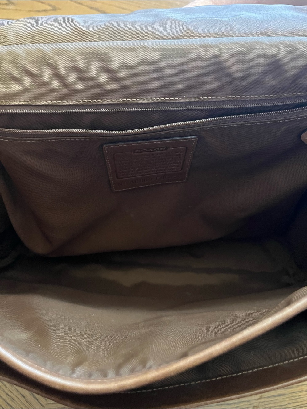Coach Brown Leather Messenger Briefcase with Adjustable Strap - Picture 3 of 3